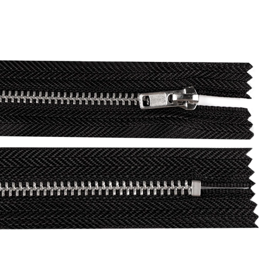 Kovový zips No 4 dĺžka 20 cm nohavicový so striebornými zúbkami - 1 ks | Mimib
