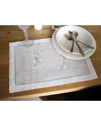 Prostírání textilní vyšívané 30x45 cm - 2 ks | Mimib