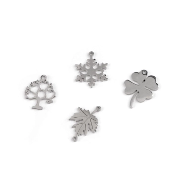 kovové přívěsky a mezidíly