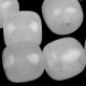 Achát bílý syntetický minerál zaoblené kostky 8 mm24 - 24ks