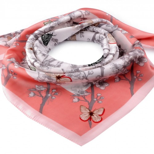 Saténový šátek motýl 70x70 cm 1ks