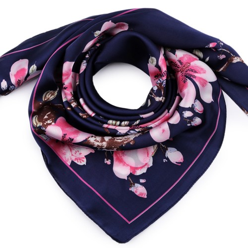 Saténový šátek magnolie 70x70 cm 1ks